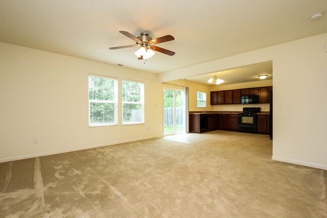 Photo - 1192 N Aberdeen Dr