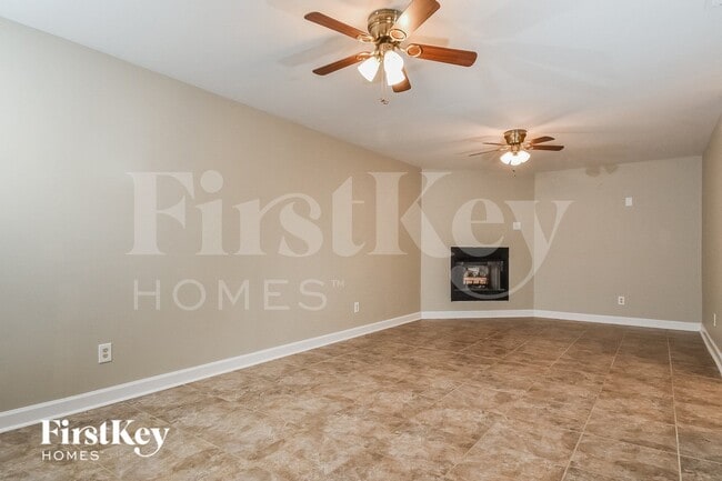Photo - 7921 Woodpark Dr