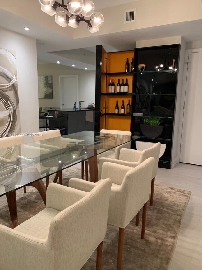 Photo - 1010 Brickell Ave