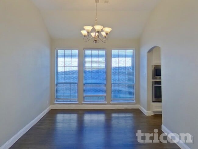 Photo - 401 Winehart St