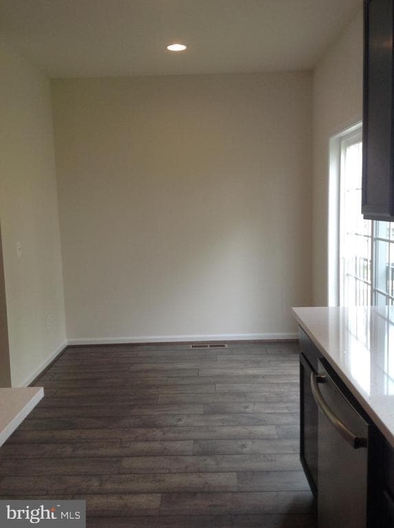Photo - 204 Upper Brook Terrace