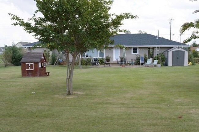 Photo - 2040 1st Ave