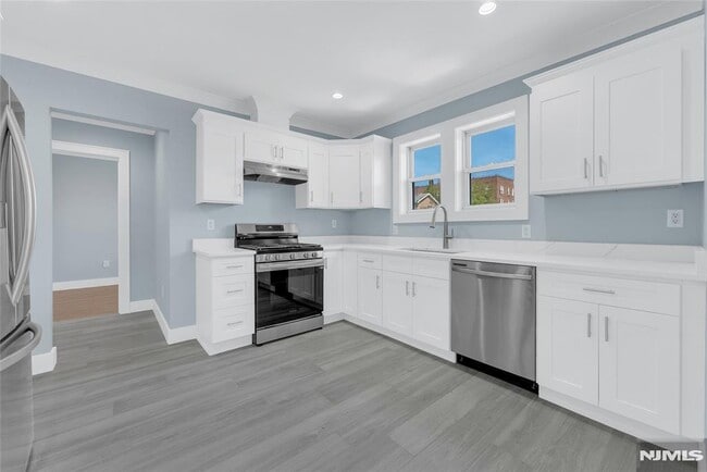 Photo - 227 Columbia Ave Unit 2