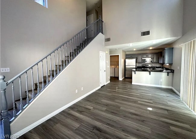 Photo - 4998 Tioga Pass Ave