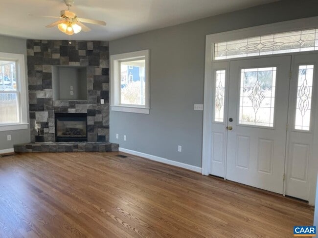 Photo - 1414 Midland St