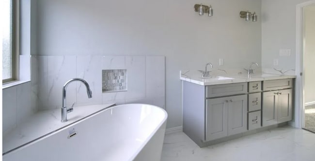 Photo - 7908 Virgil St