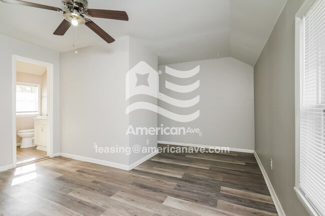 Photo - 916 1/2 North Willow Road, 74063; #1977520 - 1977520