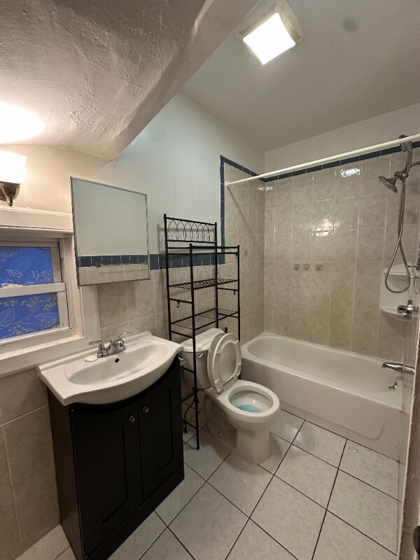 Photo - 19 Rockwell St Unidad 1