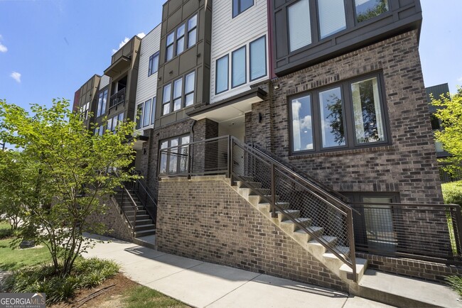Building Photo - 371 Pratt Dr SE