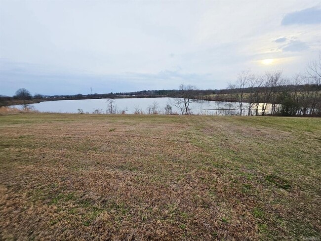 Photo - 6136 Old Post Lane