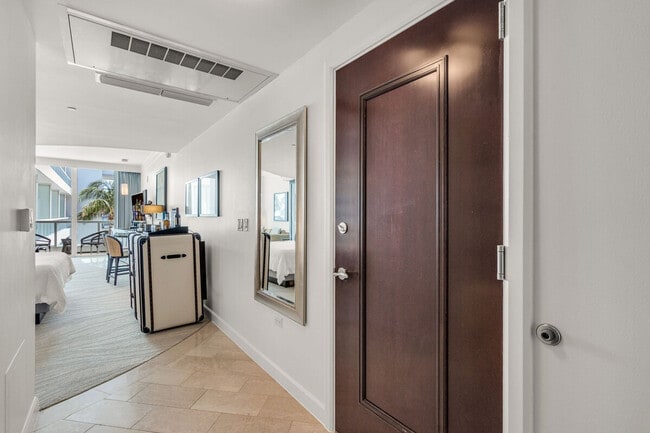 Photo - 4343 Collins Ave Unidad SI ID1540551P