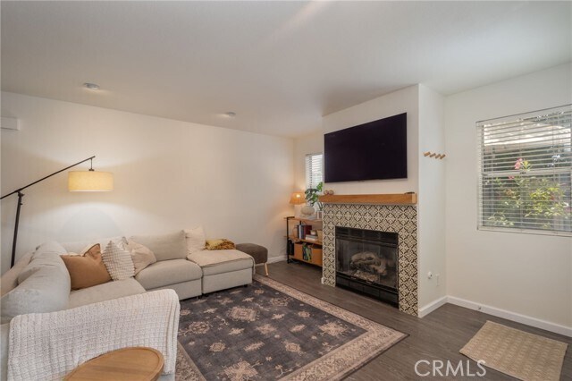 Photo - 3966 Cochran St