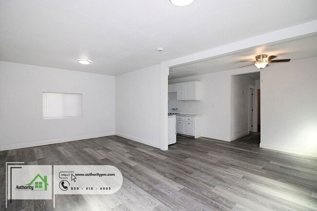 Photo - 2841 Church St