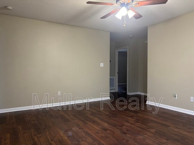 Photo - 4703 High School Rd