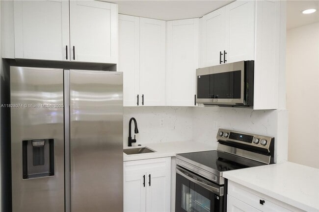 Photo - 2411 NW 9th St Casa