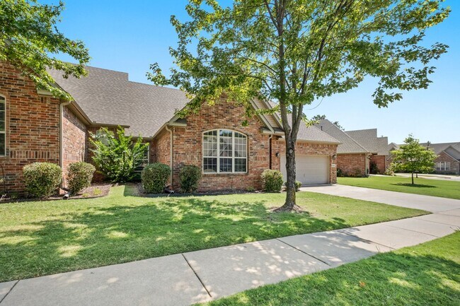 Photo - 4018 N Meadow View Dr Duplex Unit 4018