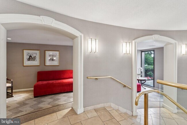 Photo - 8340 Greensboro Dr Unit 401