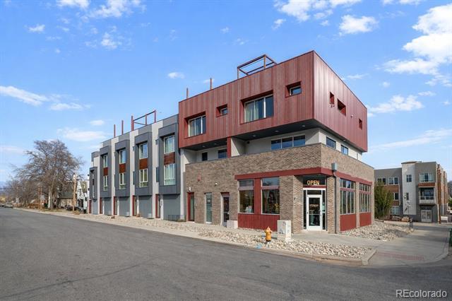 Photo - 3810 Julian St