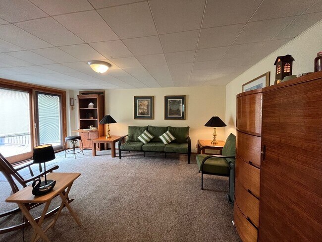 Photo - 7401 Sterrettania Rd