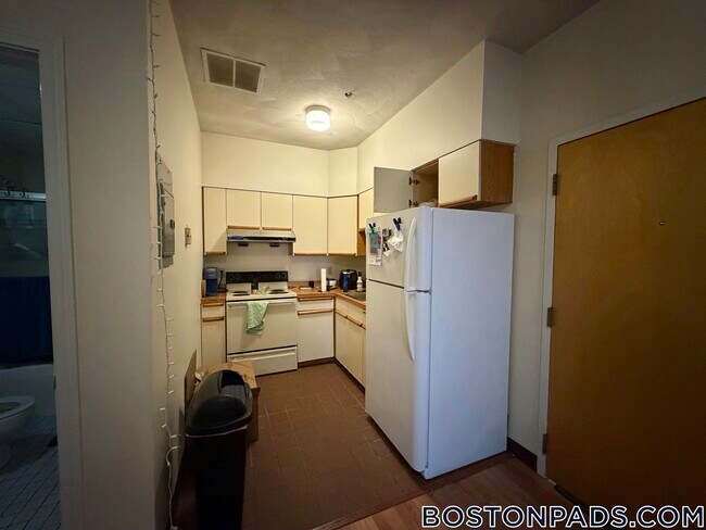 Photo - 81 Essex St Unit 83