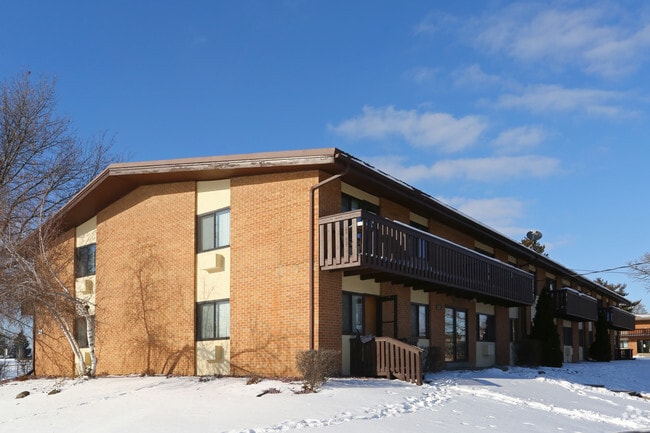 Oakridge Apartments