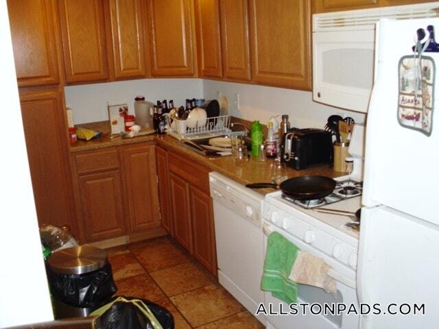 Photo - 110 Brainerd Rd Unit 4