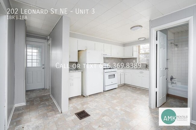 Photo - 202 Leonard St NE Unit 3