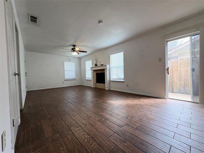 Photo - 12814 Hymeadow Dr