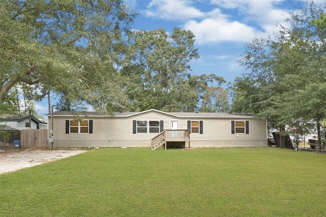 Photo - 18565 Huckleberry Ln