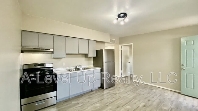 Photo - 5745 S Southland Blvd