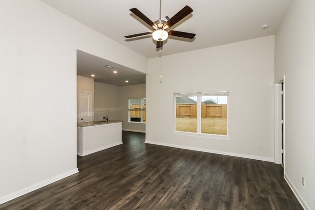 Photo - 420 Polly Grv Dr