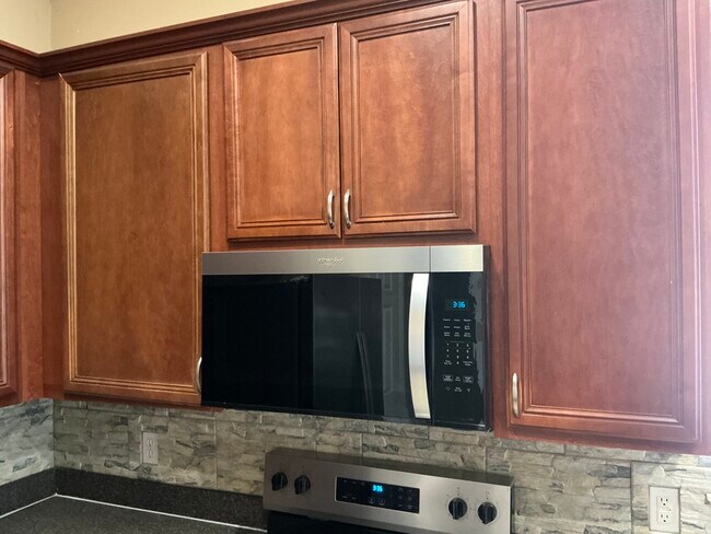 Photo - 1714 Cedar Lake Dr