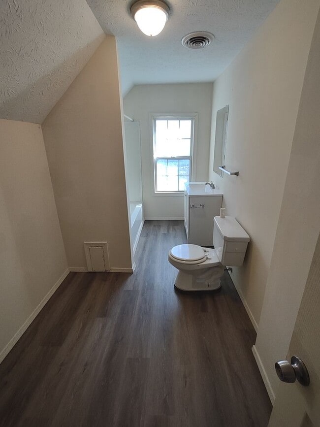 Photo - 325 - Ridgewood Unit #3