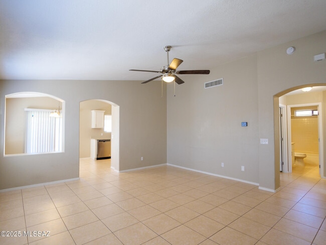 Photo - 1672 W Wood Crest Ct