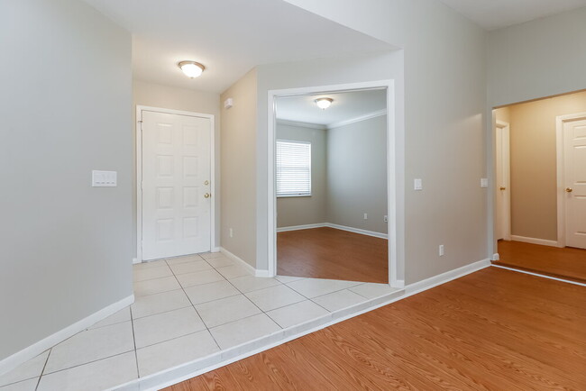 Photo - 23200 Whitney Pl