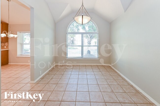 Photo - 3302 Thorpeshire Ct