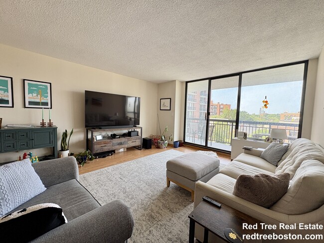 Photo - 60 Longwood Ave Unit U605 1-bed LongWood