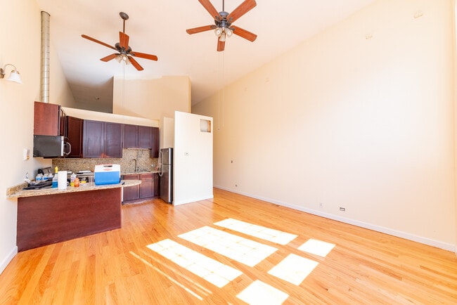 Photo - 2415 W 24th St Unit 3