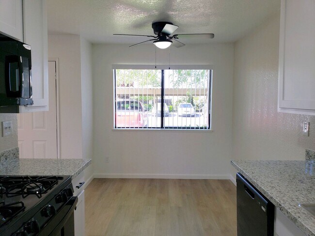 Photo - Manteca Golf and Tennis Villas