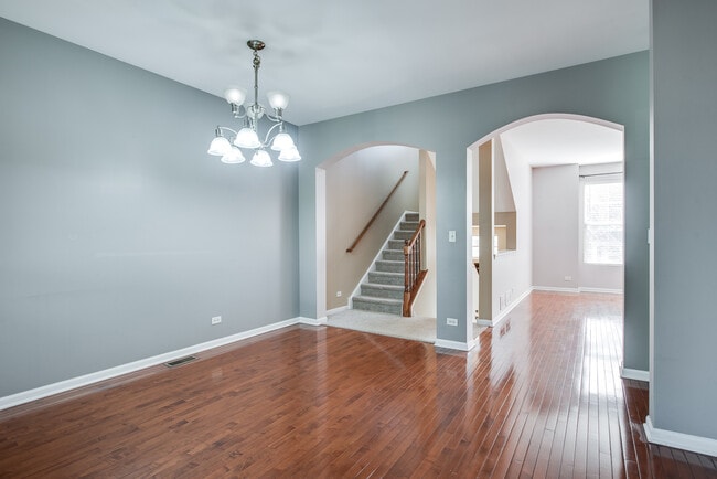 Photo - 417 Plaza Pl