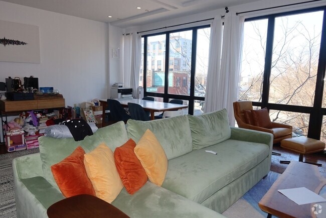 Building Photo - 36 A St Unit 2B Rental