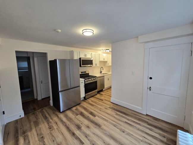 Building Photo - 297- 299 Cabot Street Unit 297-1