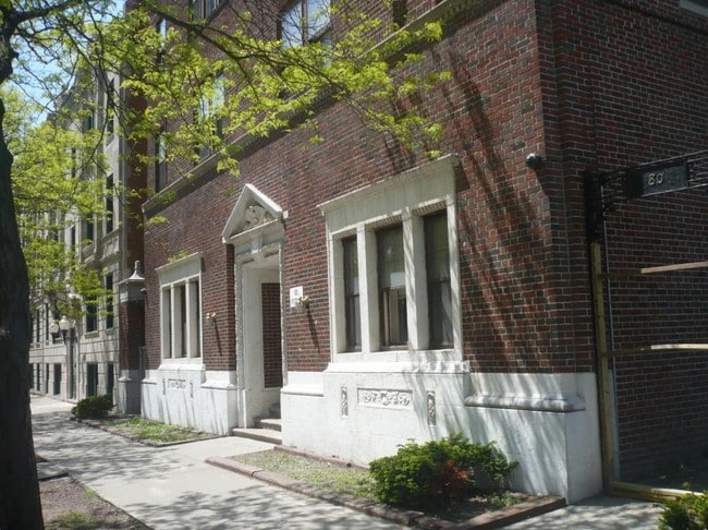 80 Seward Street