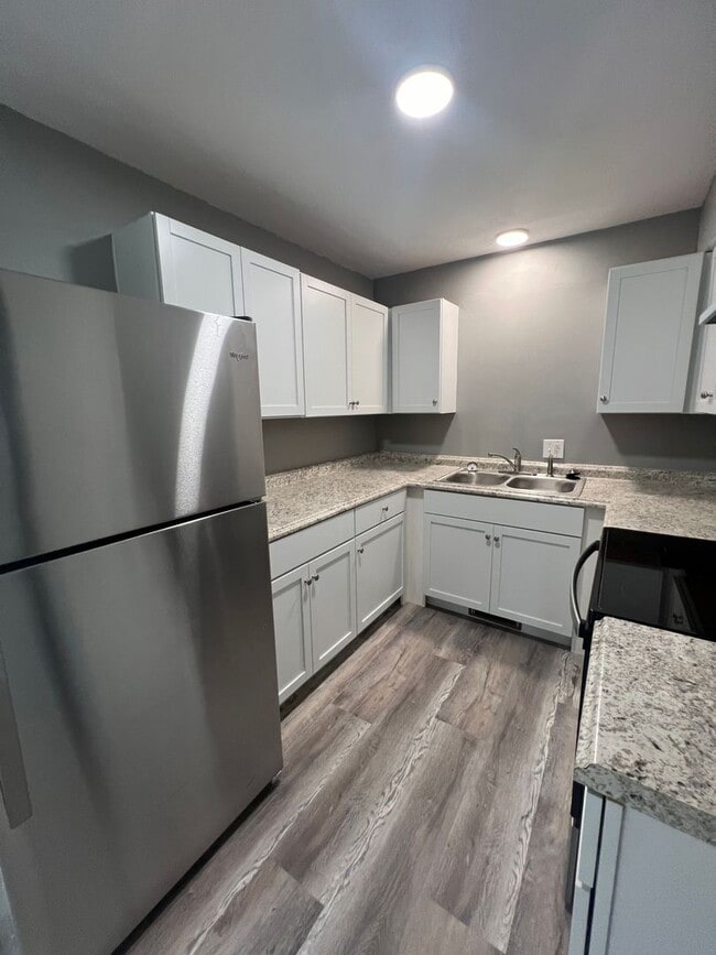 Photo - 2305 N Prospect Ave Unit 2305 N Prospect Ave  - B