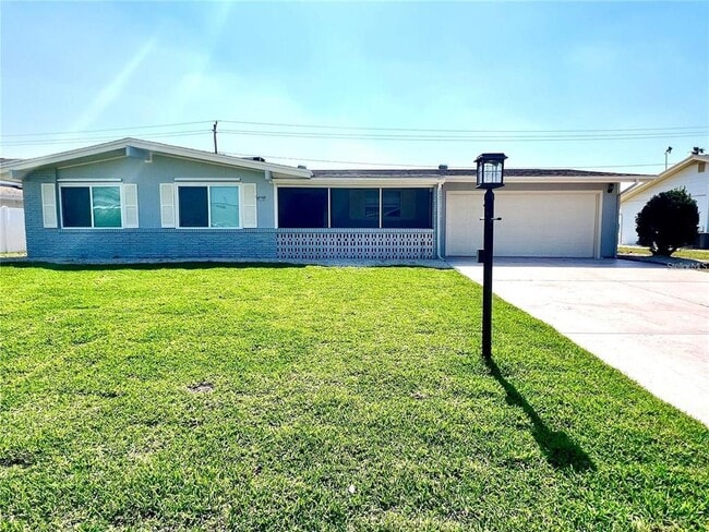 Building Photo - 912 La Jolla Ave