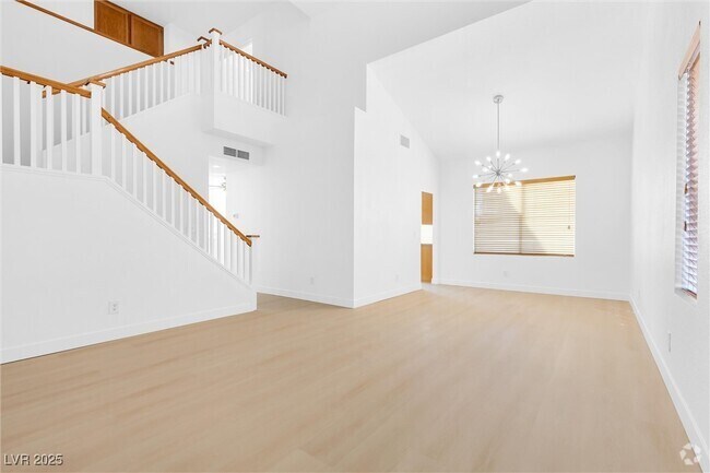 Building Photo - 1444 Country Hollow Dr Rental