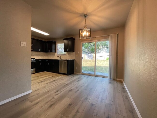 Photo - 9236 Vigen Cir