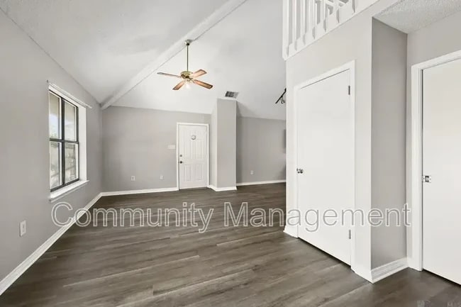 5141 Butter Creek Ln Unit 208