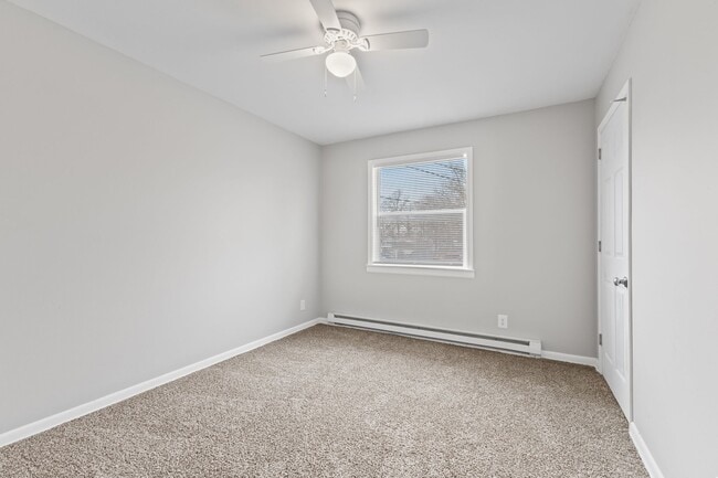 Photo - 4200 N Arlington Ave Unit 3