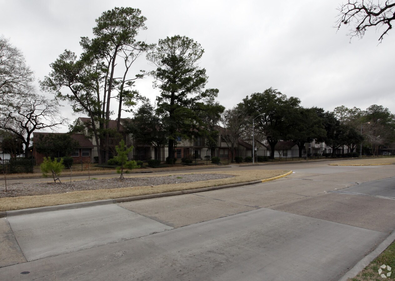 Photo - Laguna Woods Townhomes